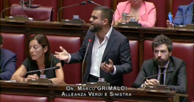 Copertina di Lavoratrici Max Mara vessate, Grimaldi chiede informativa a Calderone: “La ministra ci metta la faccia”