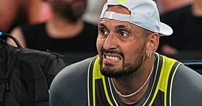 Kyrgios cacciato da tutti: non sarà a Wimbledon né come tennista né in tv. Il no della BBC per un vecchio scandalo