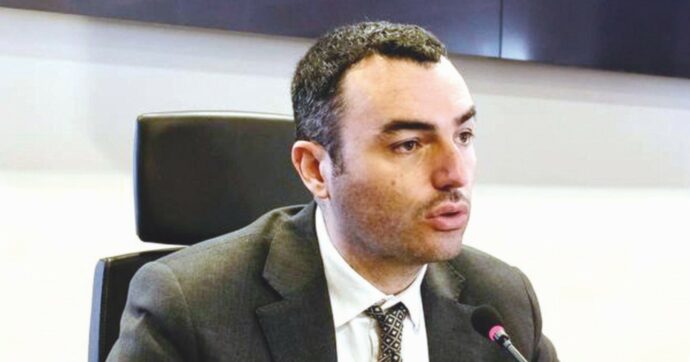Puglia, si è dimesso l’assessore Delli Noci