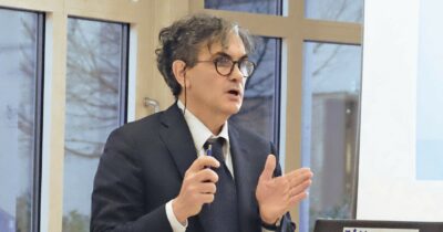 Copertina di “Prima dei migranti, elettori chiedono risposte sui salari”: intervista al sociologo Lucio Baccaro