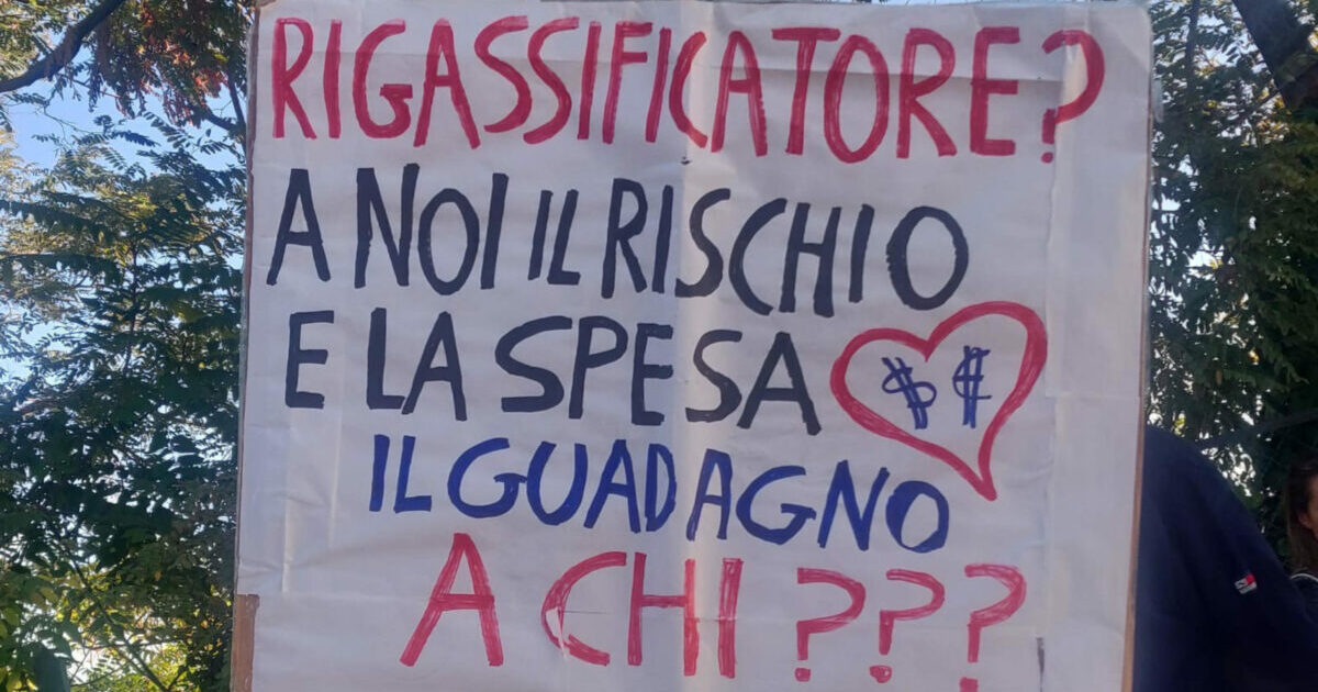 sicilia via libera al rigassificatore di porto empedocle il tar ha bocciato il ricorso delle associazioni ambientaliste
