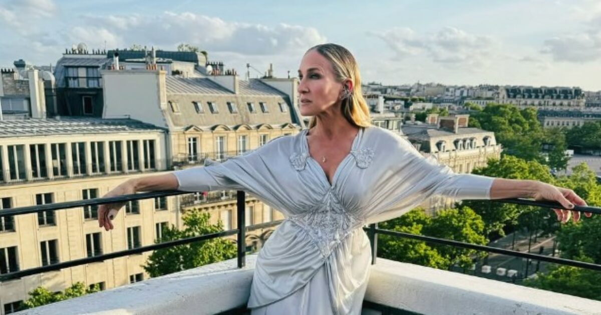 “Non faccio selfie con i miei fan, dico sempre di no. Ma in cambio propongo loro un’altra cosa che credo sia più significativa”: le parole di Sarah Jessica Parker