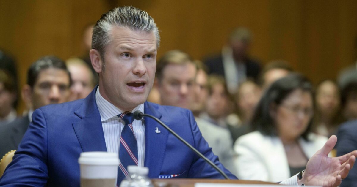 il segretario alla difesa usa hegseth i piani per invadere groenlandia e panama sono gi224 pronti