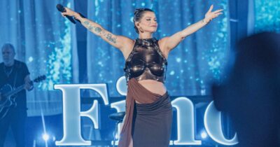 Copertina di Alessandra Amoroso: "Gli haters? Non si può piacere a tutti. L'ho capito e la mia vita è cambiata. Il mio uomo mi ha insegnato ad amarmi"