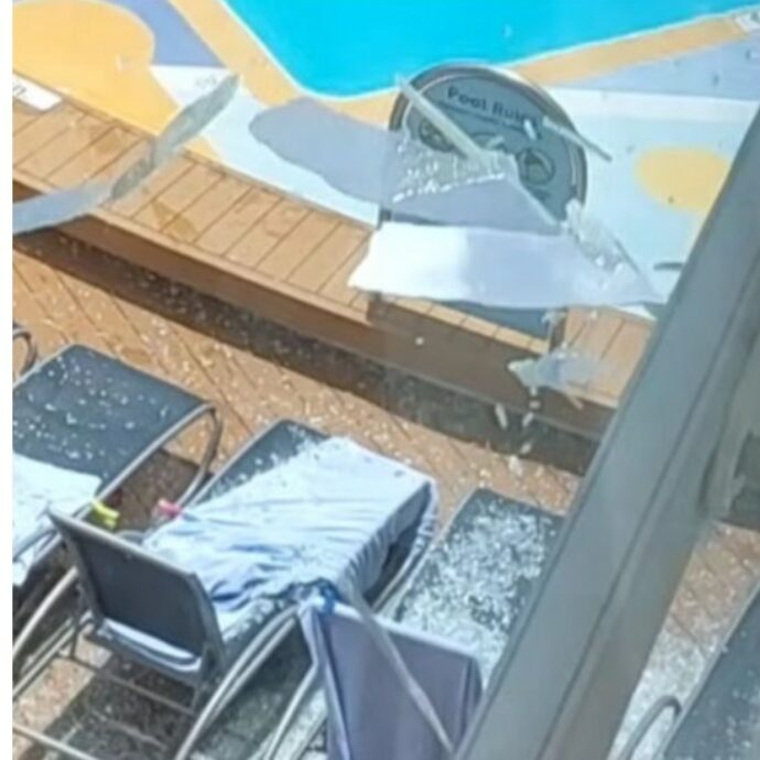 “C’è stato un forte boato, poi il vetro della finestra della nave da crociera è crollato sul bordo piscina”: il racconto di una influencer