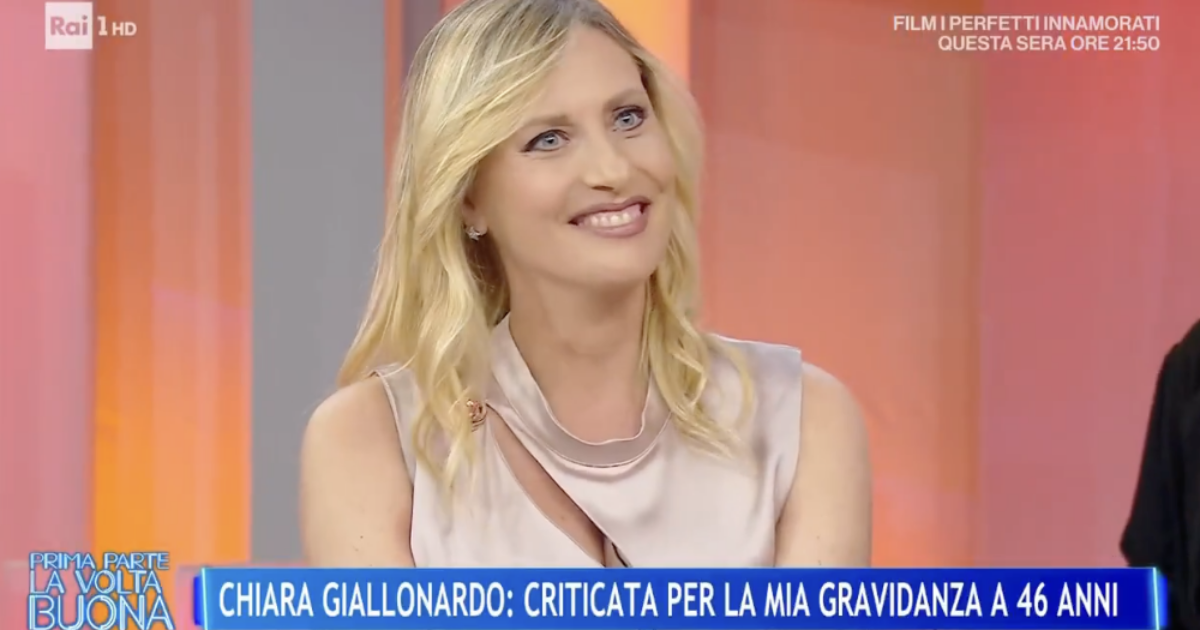 “Divento mamma a 46 anni e sono stata criticata ferocemente. Giusto o sbagliato? Ognuno è libero di fare quello che vuole”: lo sfogo di Chiara Giallonardo