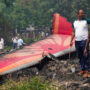 Copertina di India, un Boeing 787 con 242 persone a bordo precipita in un’area residenziale subito dopo il decollo