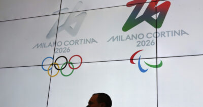 Copertina di Milano-Cortina, si allunga l’elenco delle ditte non pagate: i debiti sfiorano i due milioni. “Dal governo nessuna risposta”