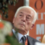 Copertina di Morto Franzo Grande Stevens, storico avvocato della famiglia Agnelli e della Fiat