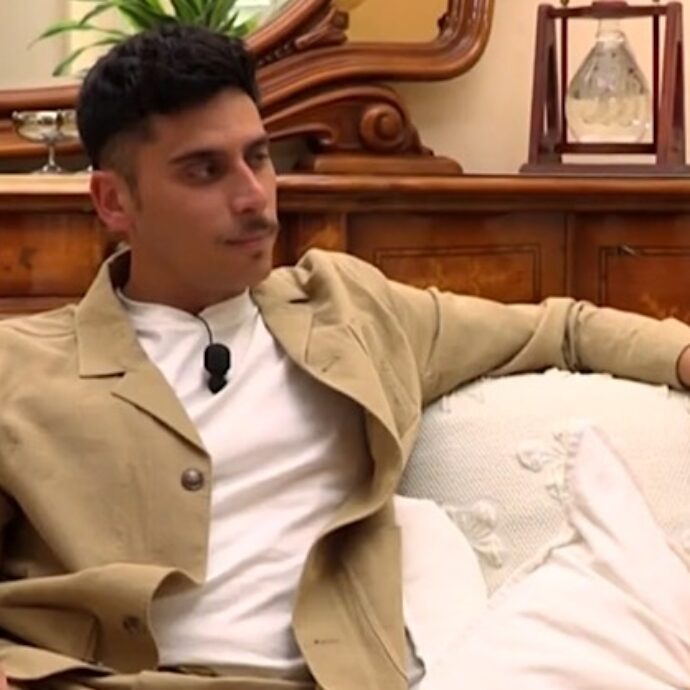 “Non mi fido del mio fidanzato, è un ‘femminaro’. Con lui uso la tecnica dello scotch”: ecco Maria Concetta e Angelo, la nuova coppia di Temptation Island