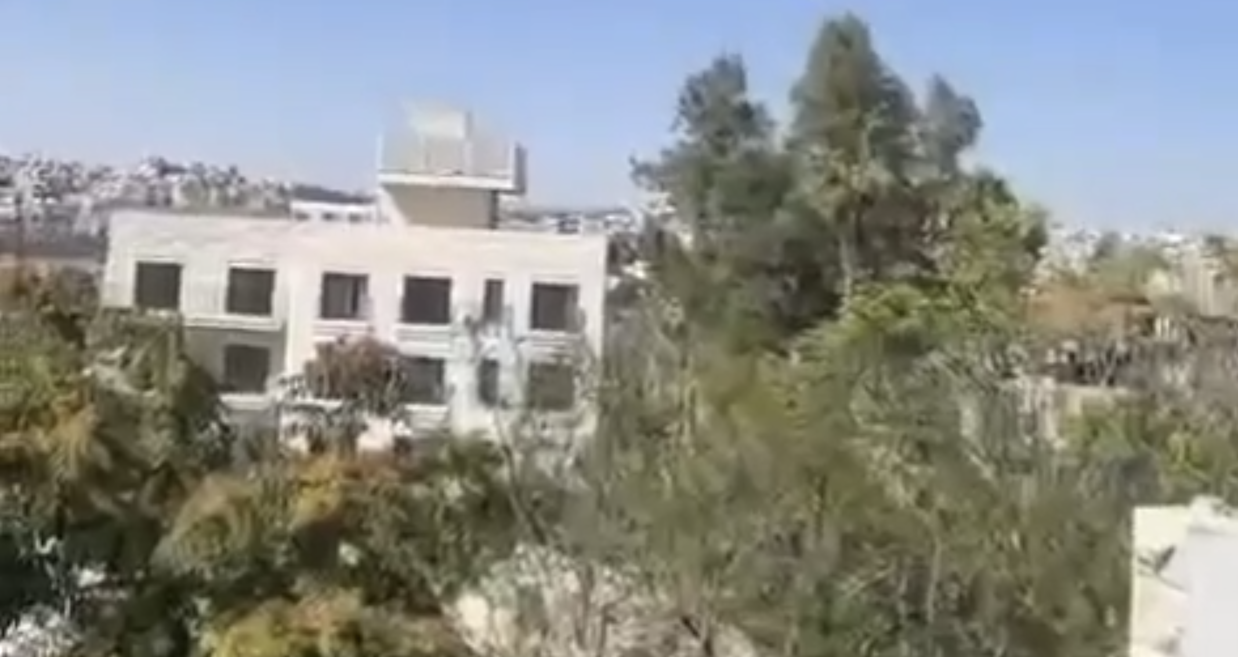 israele iran la giordania intercetta i droni iraniani suonano le sirene di allarme ad amman