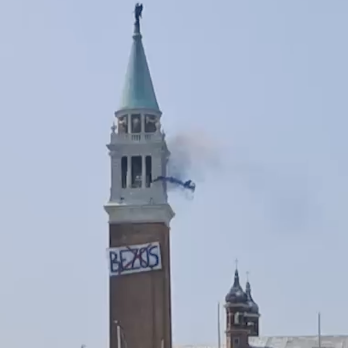 “No Space for Bezos”: protesta a Venezia contro il matrimonio del fondatore di Amazon – IL VIDEO
