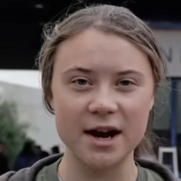 “Greta Thunberg deve essere divorata dai cannibali”: il commento choc del regista Eli Roth