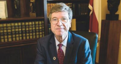 Copertina di Attacco all’Iran, Jeffrey Sachs: “Ora siamo  più che mai vicini a un effettivo terzo conflitto mondiale”