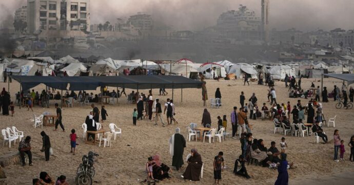 Gaza, il Tar ordina di concedere il visto a tre studentesse per venire in Italia: hanno vinto una borsa di studio a Siena