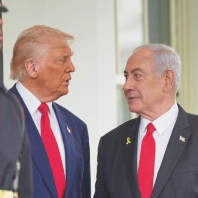 Copertina di Iran, Bibi vuole tirar dentro Trump, che ora resiste. E Putin fa il mediatore