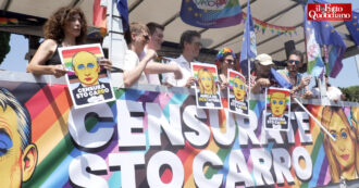 Copertina di In migliaia al Roma Pride: “Slogan Fuorilegge? È la realtà del paese”. Luxuria: “Meloni amica di chi fa politiche transfobiche”