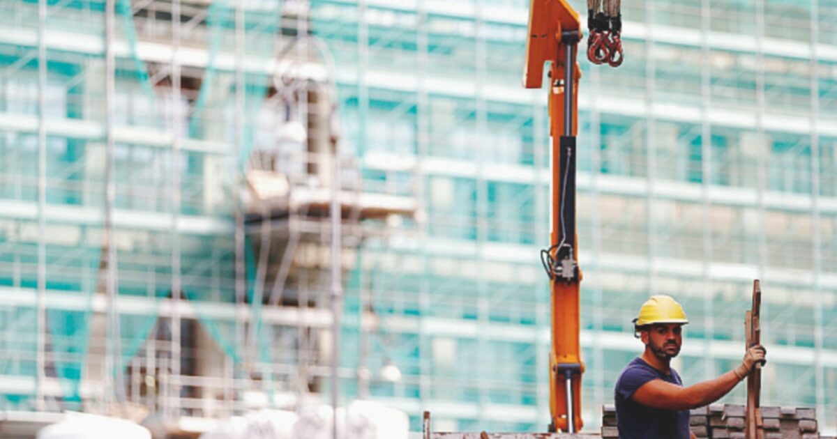 Siracusa, truffa sul Superbonus 110% con un condominio fantasma: la Finanza sequestra beni per 10 milioni Siracusa, truffa sul Superbonus 110% con un condominio fantasma: la Finanza sequestra beni per 10 milioni