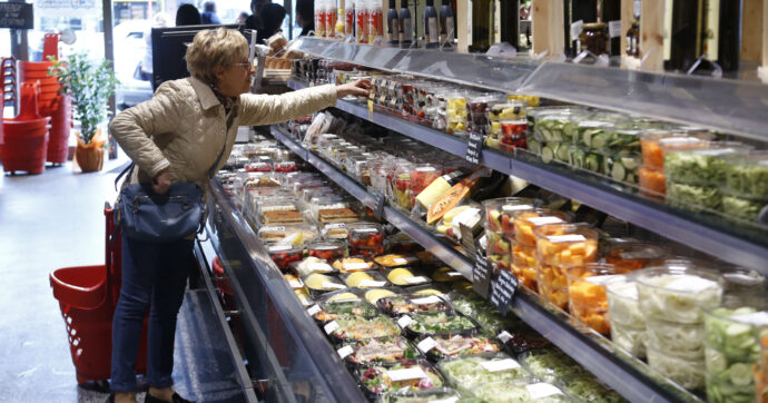 Inflazione all’1,6% in maggio ma per il “carrello della spesa” si sale a 2,7%