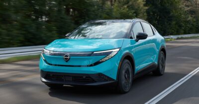 Copertina di Nissan Leaf, con la terza generazione diventa un crossover (quasi) coupé – FOTO