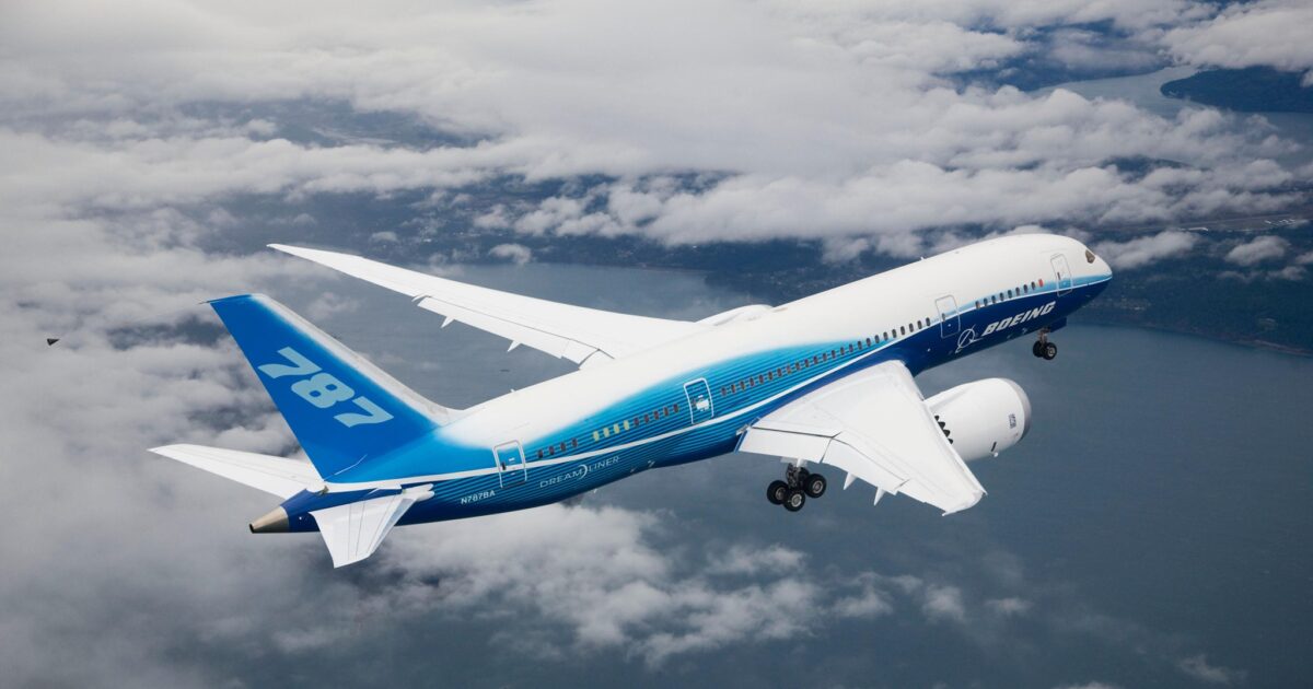 problemi tecnici su un altro boeing della air india costretto ad un atterraggio di emergenza a hong kong