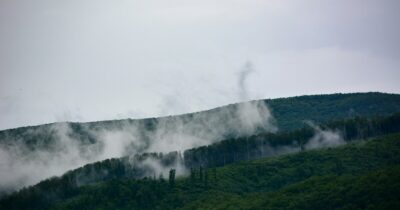 Copertina di Geoingegneria, l’Isde: modificare il sistema climatico terrestre ci espone a rischi, ma anche a dubbi di natura etica