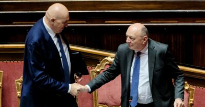 Copertina di Caserme e basi: la Difesa potrà togliere i vincoli
