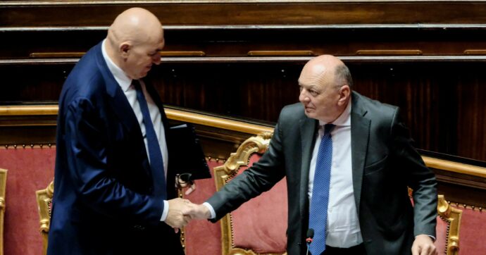 Caserme e basi: la Difesa potrà togliere i vincoli