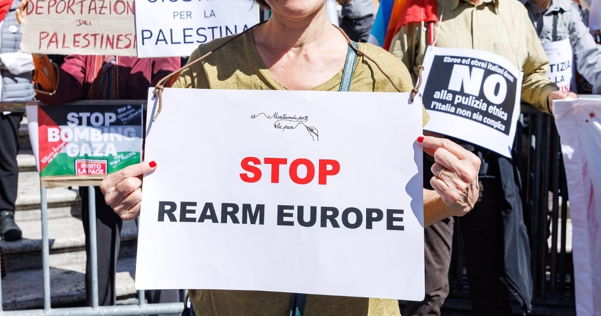 “Stop Rearm Europe”, la diretta del corteo di Roma contro le politiche belliciste e la guerra “Stop Rearm Europe”, la diretta del corteo di Roma contro le politiche belliciste e la guerra
