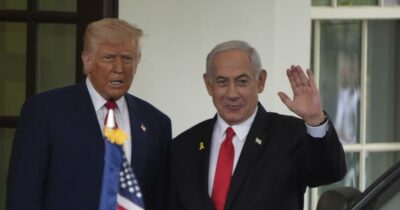 Copertina di Trump valuta di entrare in guerra e riunisce il Consiglio di sicurezza. Merz ammette: "Israele fa il lavoro sporco per noi"