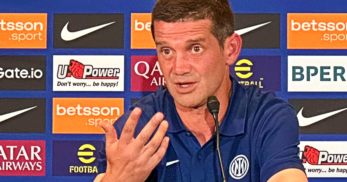 Stanotte la prima Inter di Chivu, qualche novità già nelle parole: “Non cerchiamo alibi, non cerchiamo scuse” Stanotte la prima Inter di Chivu, qualche novità già nelle parole: “Non cerchiamo alibi, non cerchiamo scuse”
