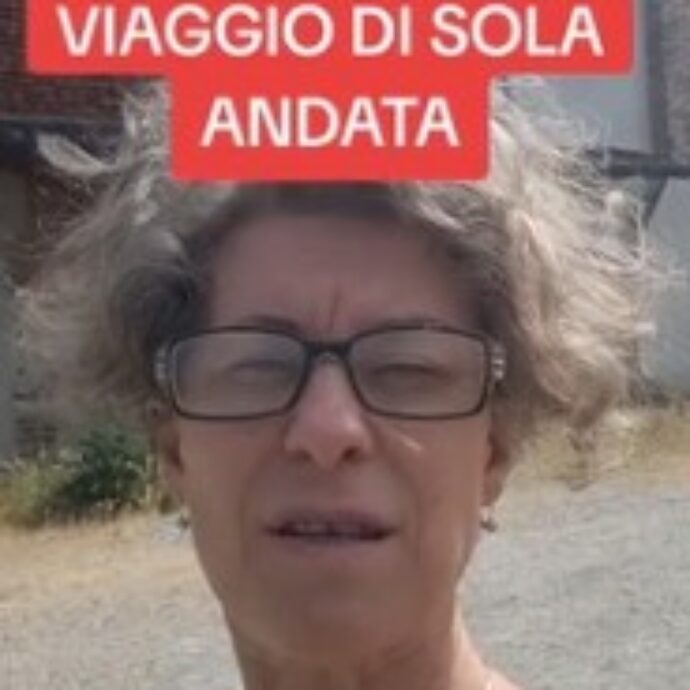 “Cambiamo vita, vendiamo casa e andiamo a vivere in camper a Fuerteventura. Non vogliamo essere truffati come lo siamo in Italia con tutte le tasse”: la storia di Stefania e Luciano