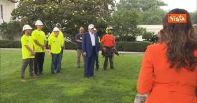 Copertina di Trump replica a una giornalista: “Attaccare l’Iran? Potrei o non potrei farlo, non lo dico a voi” – Video