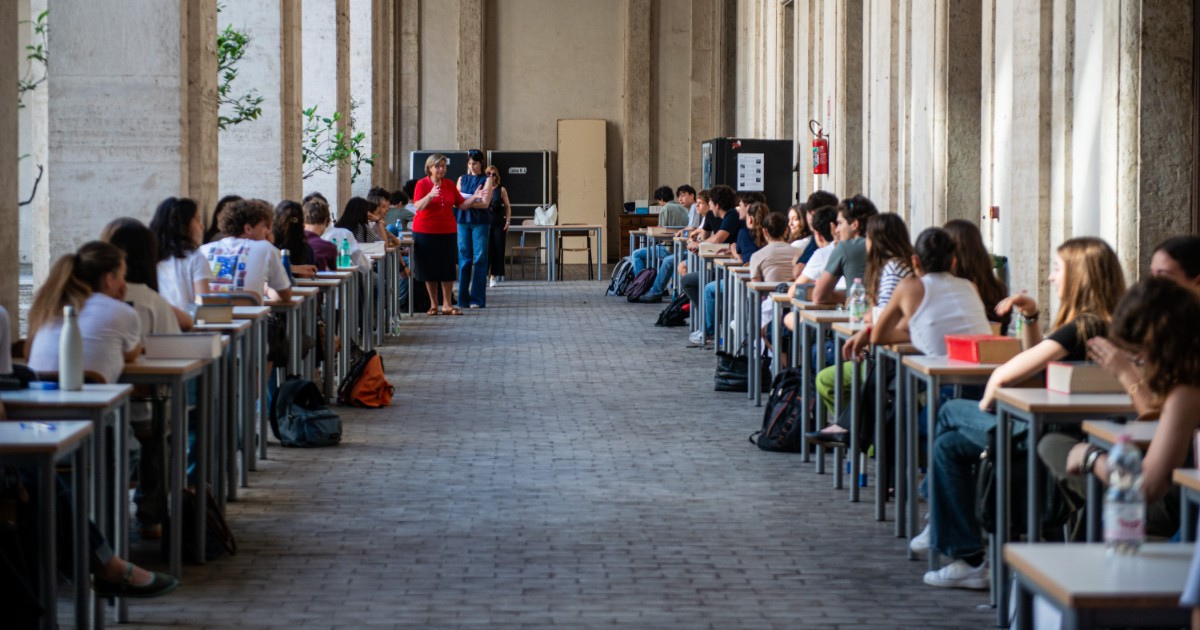 Maturità 2025, le tracce della seconda prova scritta in diretta: si inizia alle 8,30 Maturità 2025, le tracce della seconda prova scritta in diretta: si inizia alle 8,30