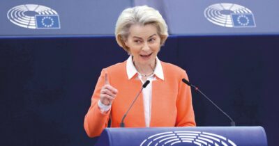 Copertina di Ursula nei guai: ora il Rearm rischia di finire alla Corte Ue