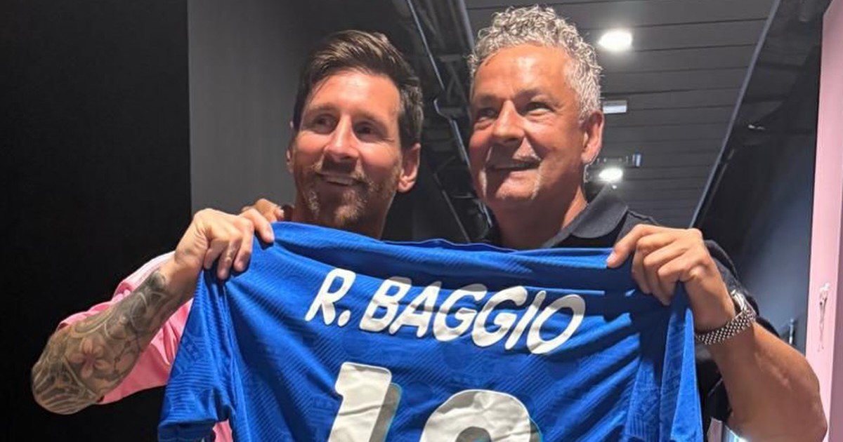 Messi incontra Baggio negli spogliatoi e si emoziona: “Sei un crack, una leggenda” Messi incontra Baggio negli spogliatoi e si emoziona: “Sei un crack, una leggenda”