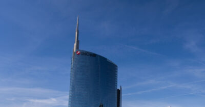 Copertina di Via libera dell'Antitrust Ue all'offerta di Unicredit su Banco Bpm. "Sufficienti gli impegni assunti dall'acquirente"