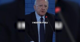 Copertina di De Luca: “Attacco all’Iran? Come la provetta di Powell per l’invasione dell’Iraq. A pagare saranno i nostri figli”