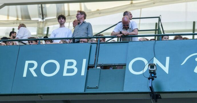 Tragedia sfiorata in tribuna ad Halle, il direttore: “Ci scusiamo, non era mai accaduto”