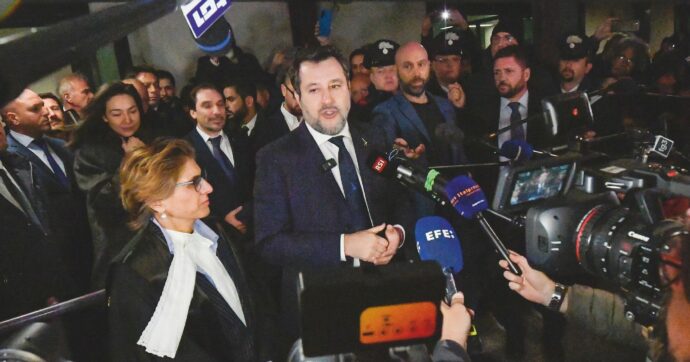Open arms, “l’Italia non era obbligata a fornire un porto”