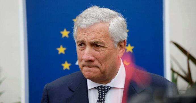 Tajani fa ministro e meteorologo: non ne becca una