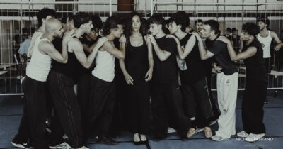 Copertina di “L’Iliade” nel carcere di sicurezza, in anteprima l’opera di Giuliano Peparini: “Tra l’epoca di Omero e la nostra, le dinamiche umane non sono cambiate” – VIDEO