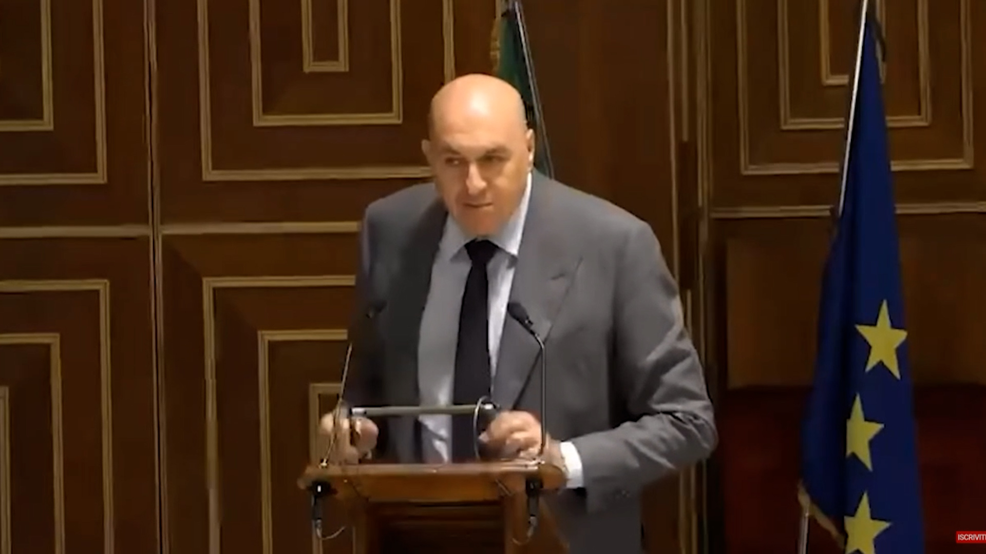 Crosetto: “Il mondo è cambiato, la Nato non ha più ragione di esistere. L’Ue e l’Onu non contano niente” Crosetto: “Il mondo è cambiato, la Nato non ha più ragione di esistere. L’Ue e l’Onu non contano niente”
