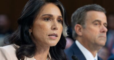 Copertina di Direttrice della Nsa Gabbard si allinea a Trump: “Iran vicino all’atomica, mie parole travisate dai media disonesti”