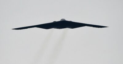 Copertina di Gli Usa muovono i bombardieri in grado di “bucare” i bunker del nucleare: perché sono decisivi in caso di attacco in Iran