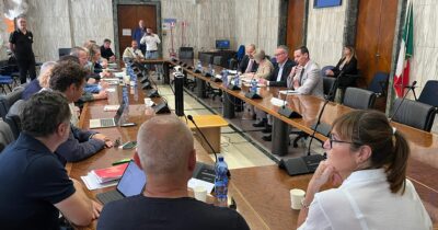 Copertina di Metalmeccanici al ministero dopo lo sciopero: muro sugli aumenti. Federmeccanica: “Non abbiamo tempo da perdere”