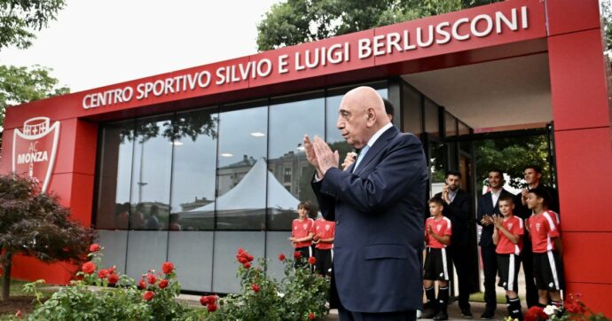 Finisce l’era Berlusconi nel calcio: il Monza sarà venduto a una cordata Usa. I dettagli