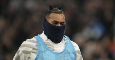 Copertina di “Mi chiedeva di bere la mia urina o leccare il pavimento”: Payet accusato di violenza domestica dopo la denuncia di un’avvocata 28enne