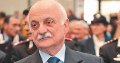 Copertina di Le mani di Mori sull’Antimafia, Pd e 5S: “Sono ombre pesanti”