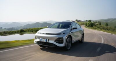 Copertina di XPeng G6 e G9, la prova de Il Fatto.it – Tecnologia e comfort a elettroni – FOTO
